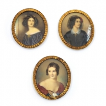 3 מיניאטורות מצויירות ביד על לוחיות בקליט וחתומות על פי ציורי מופת ידועים