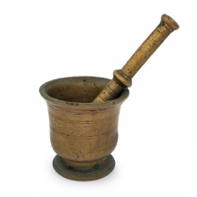 מכתש איסלמי עתיק מהמאה ה-19 עשוי ברונזה ועלי תואם