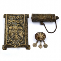 לוט של 3 חפצי מתכת עתיקים שונים