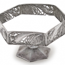 סנטר פיס גרמני עתיק איכות יוצר בסביבות שנת 1900 בקירוב, עשוי כסף '800', חתום