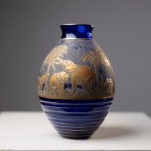 כד זכוכית צ'כי מתוצרת Moser Karlsbad מתקופת סגנון האר דקו