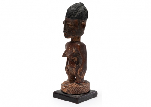 פסל 'איבג'י' (Ibeji) אפריקאי של אנשי היורובה (Yoruba people)