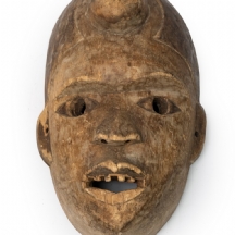 מסיכה אפריקאית מאזור הרפובליקה הדמוקרטית של קונגו