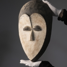 מסיכה אפריקאית של אנשי הקוואלה (Kwele people)