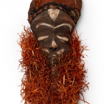 מסכה אפריקאית מסוג מבויה של אנשי הפנדה מקונגו