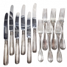 לוט של 12 חלקי סכו"ם כסף גרמני עתיק, חתום: '800'