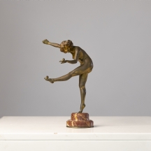 קלייר קולינט (Claire Jeanne Roberte Colinet, צרפת, 1880-1950) - פסל אר דקו