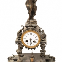 שעון קמין צרפתי עתיק מהמאה ה-19, עשוי ברונזה