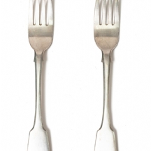 שני מזלגות רוסים עתיקים עשויים כסף '875' חתומים '84''