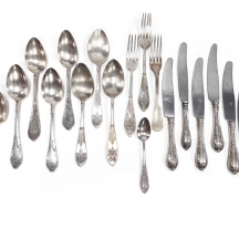 20 כלי סכום מצופים כסף, יצרנים ודגמים שונים, חלקם חתומים