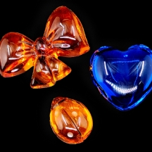 שלושה קישוטים שולחניים (משקולות נייר) תוצרת בקרה (Baccarat crystal)