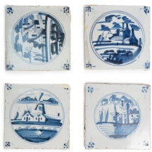לוט של 4 אריחי חרסינת דלפט הולנדים מעוטרים בציורי יד בכחול קובלט