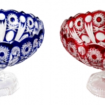 2 כלי קריסטל צבעוניים, קערה על רגל, בליטוש מסוג cut to clear