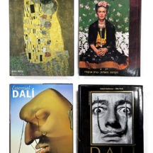 ארבעה ספרי אמנות, המציגים רפרודוקציות, ניתוחים וביוגרפיה