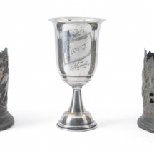 שלושה כלי כסף