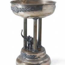 סנטרפיס פולני עתיק מסוף המאה ה-19 עשוי נחושת מצופה כסף, מתוצרת: Norblin