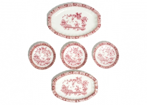 סט קפה פורצלן מסדרת "Theresia", דגם אדום (China Rot)