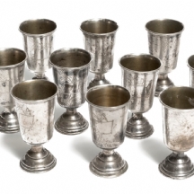 סט 12 גביעי קידוש עשויים כסף 840 מתקופת פלשתינה, שנות ה-40