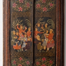 מראה הודית לתליה על הקיר עשויה עץ מצוייר בלכה קשמירית