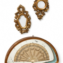 שלושה חפצי נוי