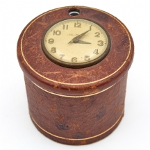 מתקן סיגריות וינטג' בקפיץ עם שעון ידני New Haven