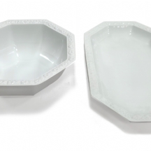 זוג כלי הגשה תוצרת רוזנטל (Rosenthal), דגם מריה, חתום