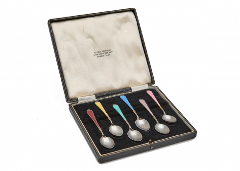 סט של 6 כפיות קפה עשויות כסף עם עיטורי אמייל דקורטיביים