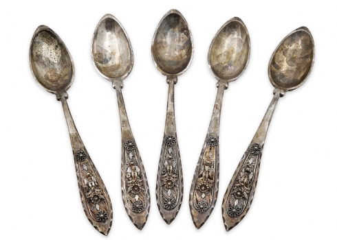 5 כפיות כסף עתיקות ומיוחדות מעוטרות בעבודת פיליגרן