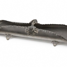 מעמד שולחני צרפתי עתיק לגריסיני, עשוי פיוטר חתום: Etain Pewter 95%