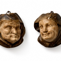 זוג ראשי בוסון (Bossons Chalkware Heads) הכוללים מחזיקי נרות