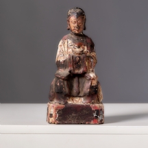 פסל סיני עתיק מהמאה ה-18, עשוי עץ מגולף וצבוע, מצב בהתאם לגיל (מצולם)