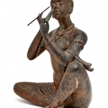 פסל ברונזה אסייתי בדמות אישה מתאפרת, על פי: Pierre Chenet, לא חתום