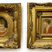 זוג תמונות בסגנון עתיק שמן על לוח נתונות במסגרות מוזהבות