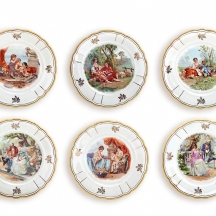 6 צלחות פורצלן מעוטרות סצנות חיזור