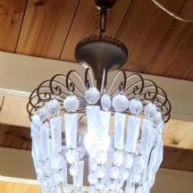 מנורת תקרה בסגנון צרפתי עתיק עשויה מתכת וגדילי זכוכית