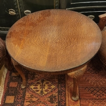 שולחן עץ עגול
