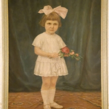 ילדה עם סרט ורוד בשערה - שמן על בד חתום