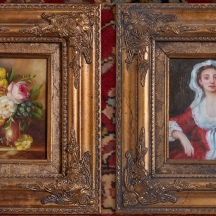 זוג ציורים בסגנון עתיק, שמן על לוח, נתונים במסגרות נאות