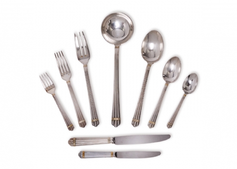 סט סכו"ם צרפתי מתוצרת 'קריסטופל' ('Christofle') חתום עשוי מתכת מצופה כסף וזהב