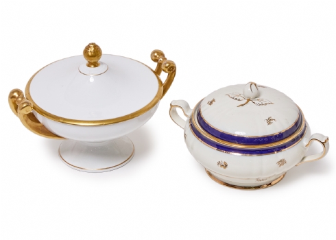 זוג מרקיות פורצלן גרמניות שונות מתוצרת 'הוטשנרוייטר' (Hutschenreuther)