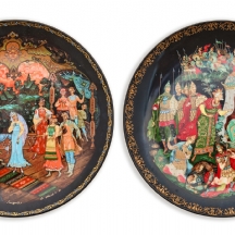 זוג צלחות קיר וינטג’ - Bradford Exchange & Russian Legends (1990,1989)