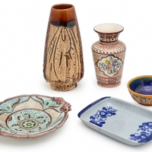 חמישה כלי קרמיקה ישראלים שונים