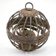 פנס ספינה גירוסקופי מהמאה ה-19, לשמן לווייתן