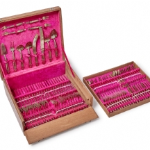 סט סכו"ם תאילנדי עשוי פליז מוזהב בתיבה מקורית