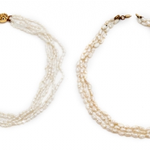 שתי מחרוזות פנינים