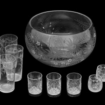 כלי זכוכית וקריסטל שונים