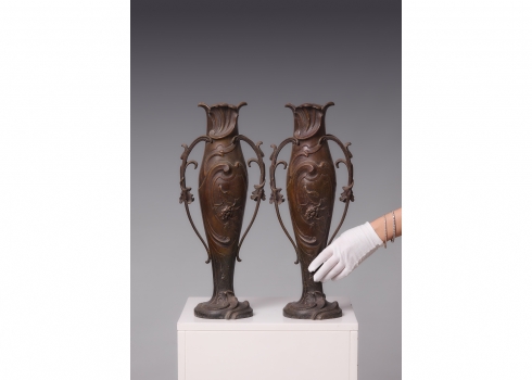 זוג אגרטלים צרפתים מתקופת סגנון האר נובו עשויים שפלטר