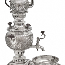 סמובר ומגש פרסים עתיקים עשויים כסף חתומים: 'Vartan'