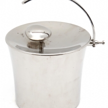 כלי קרח עשוי פלדת אל חלד (STAINLESS STEEL) תוצרת CASA BUGATTI