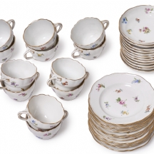 סט של 12 כוסות וצלחות פורצלן גרמניות איכותית ועתיקות מתוצרת 'מייסן'(Meissen)